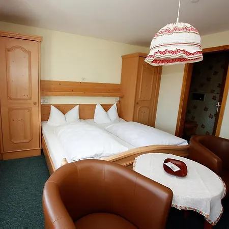 Gasthuis Gaestehaus Klingele 3*